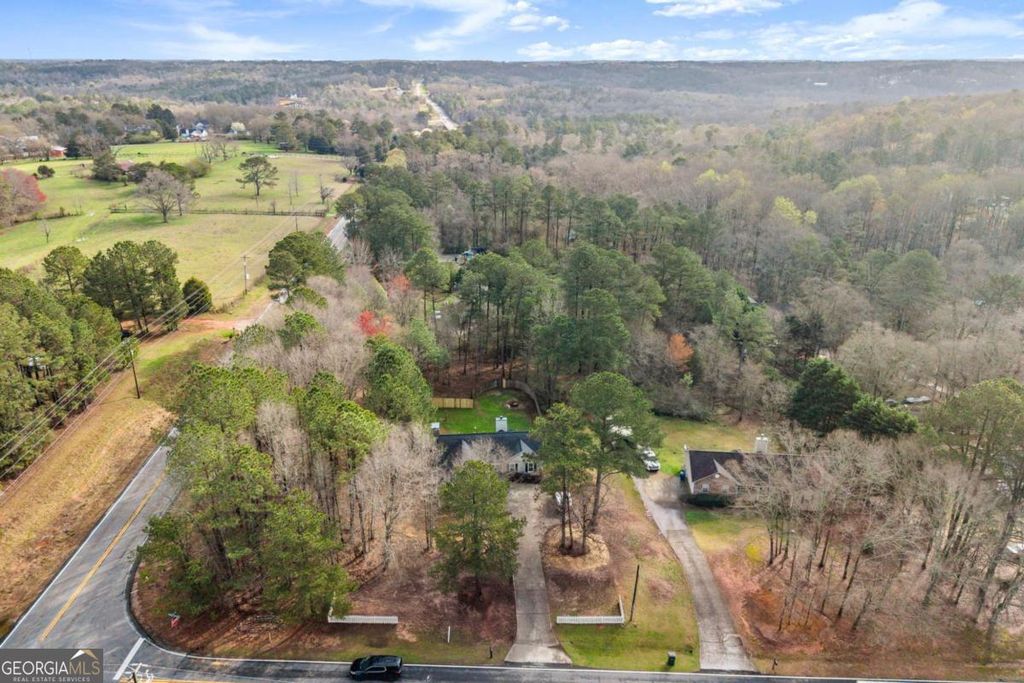Photo of 4705 Bullock Bridge Road, Loganville, GA 30052 (MLS # 10708156)