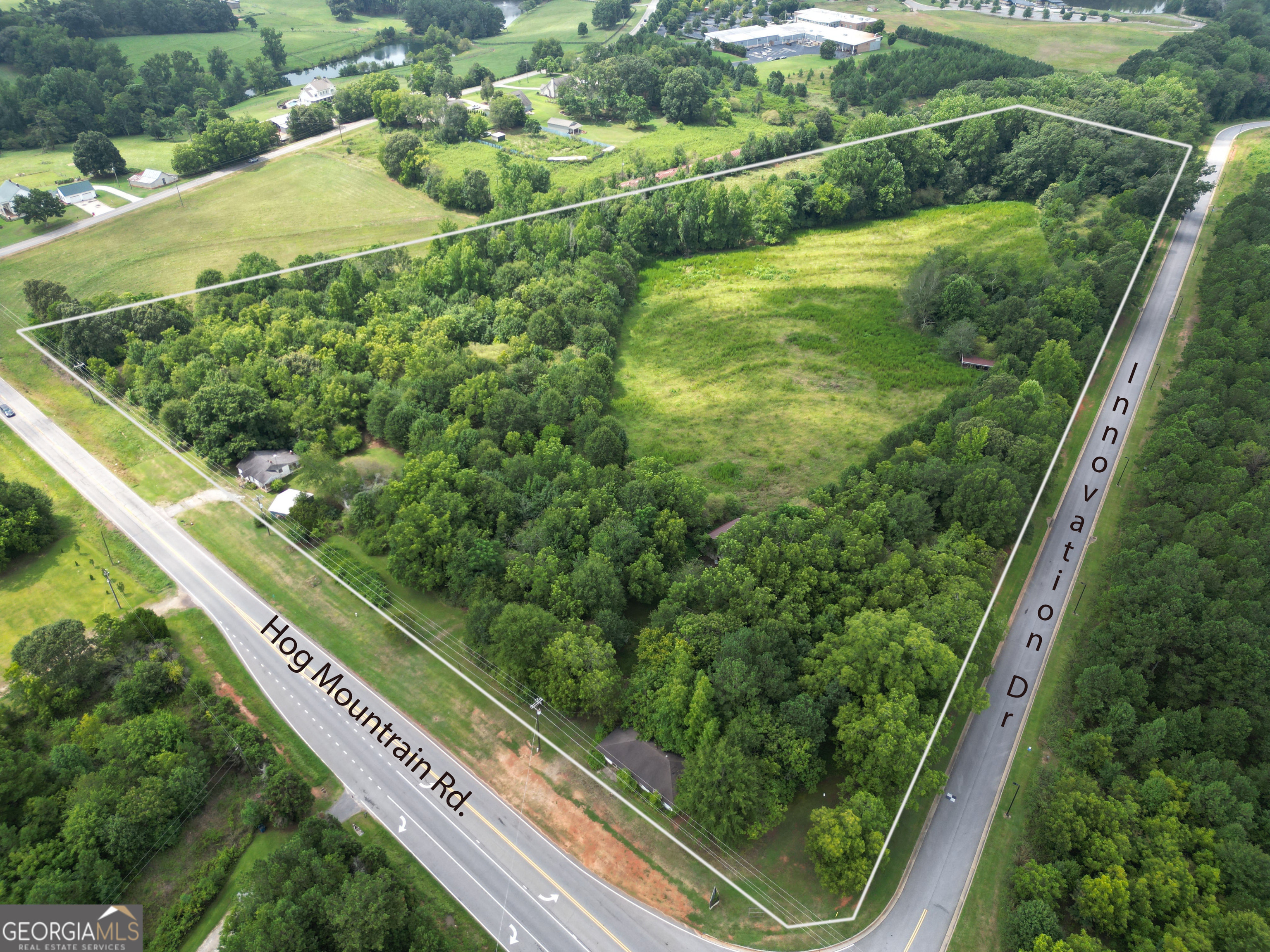 1211 Hog Mountain RD