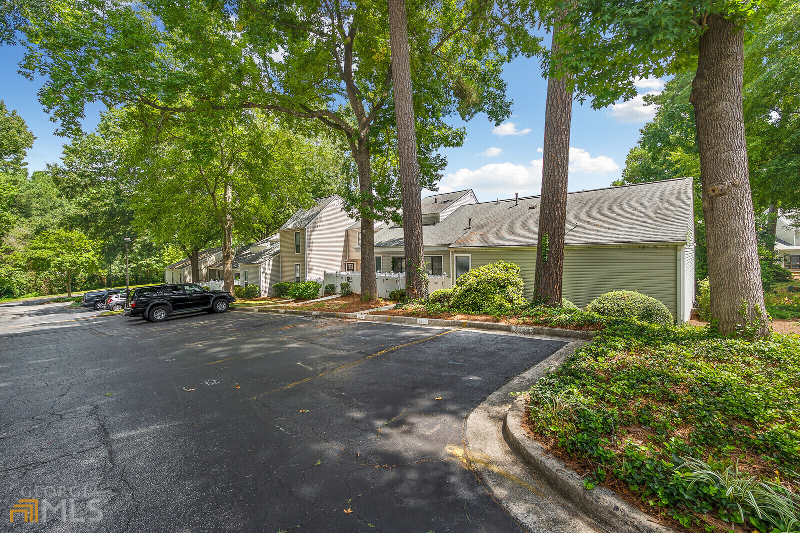 Garden Villas - Residential