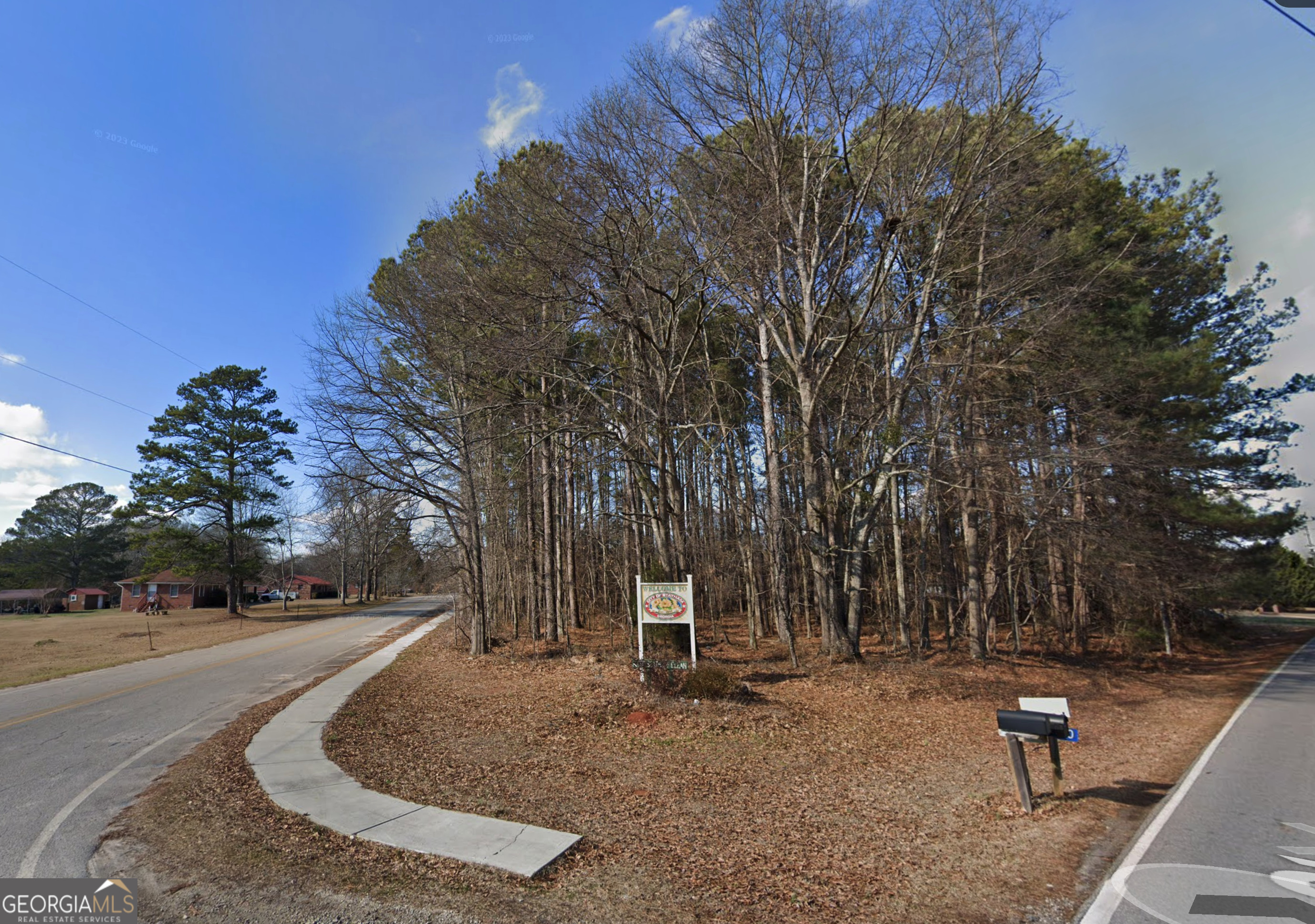 .95 ACRES Ventura ST