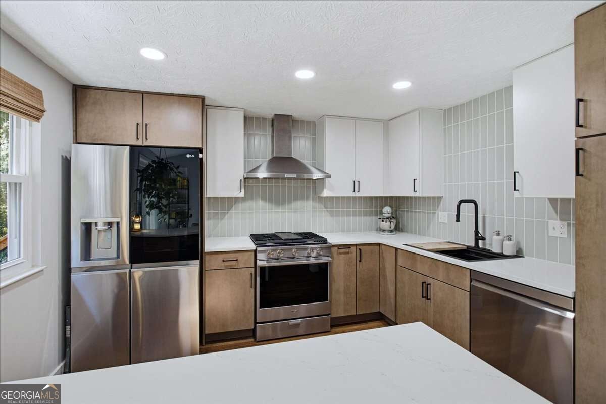 1285 Mission Hills CT