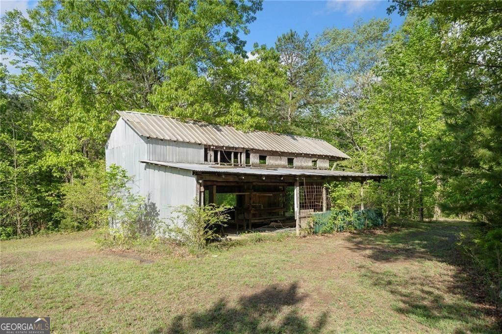 None - 5.52 acres - Residential