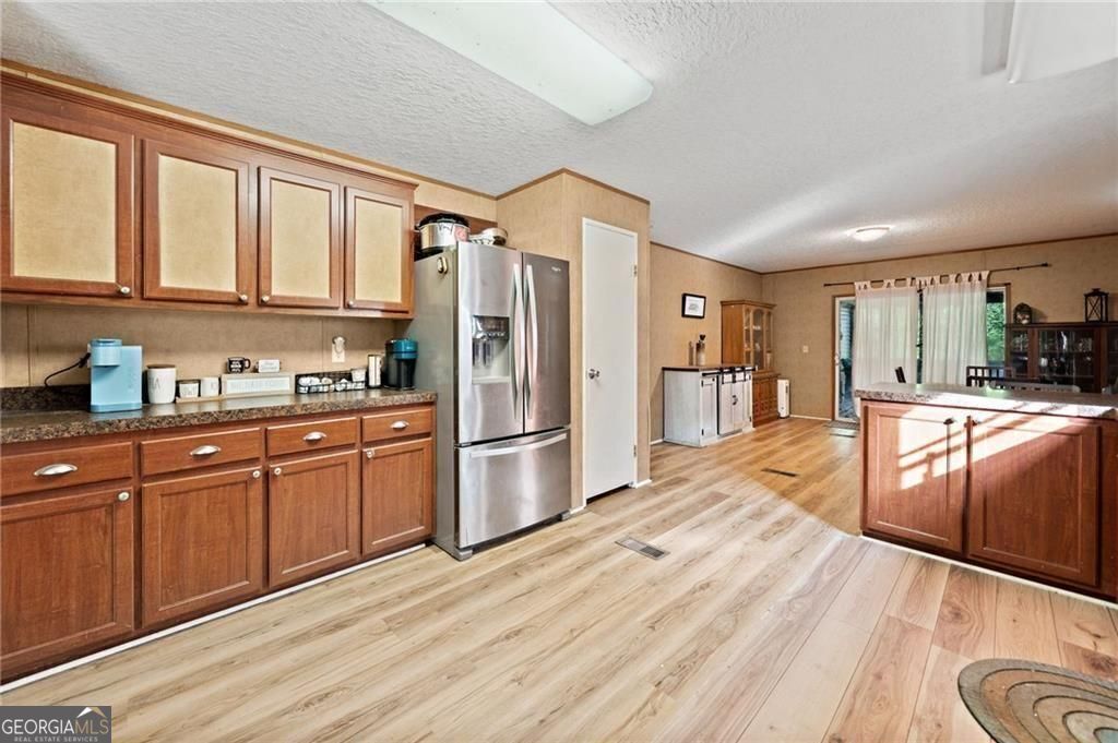 None - 5.52 acres - Residential