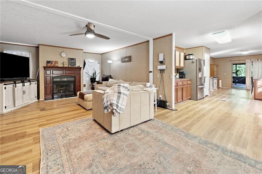 None - 5.52 acres - Residential