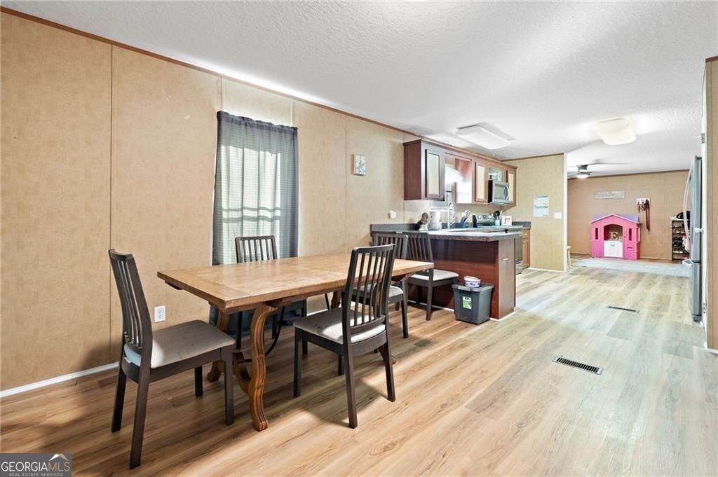 None - 5.52 acres - Residential