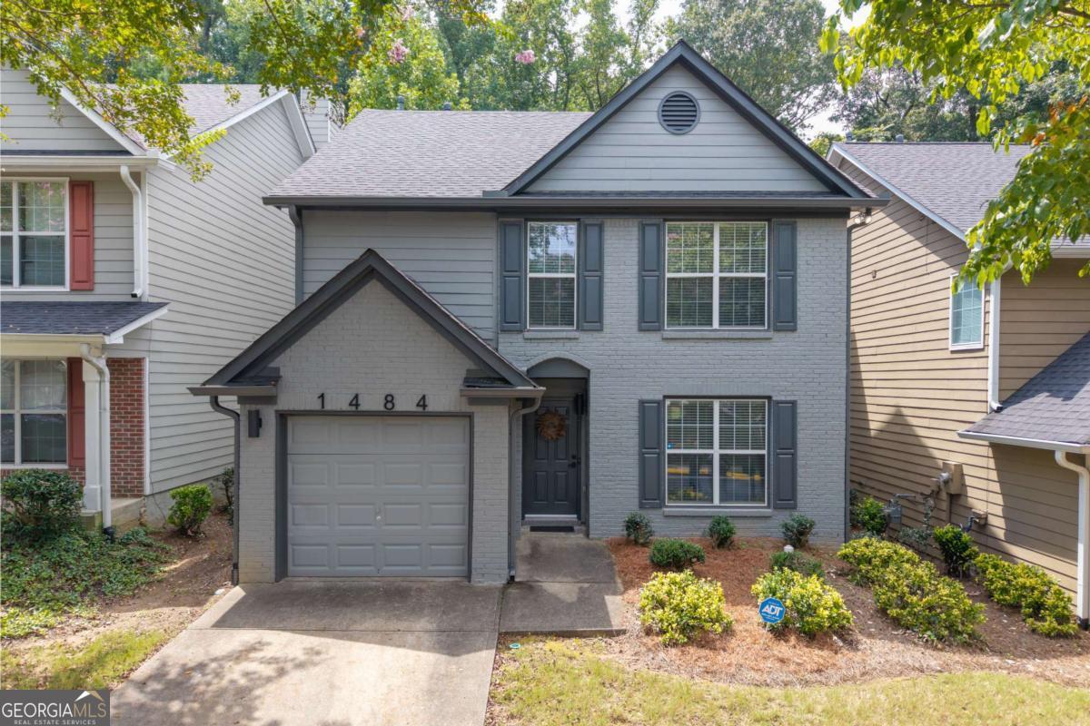 1484 GATES CIR SE 1484