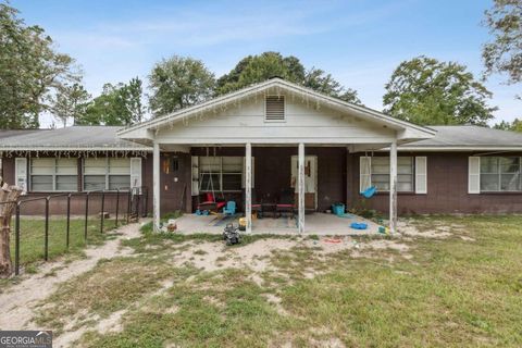 A home in Folkston