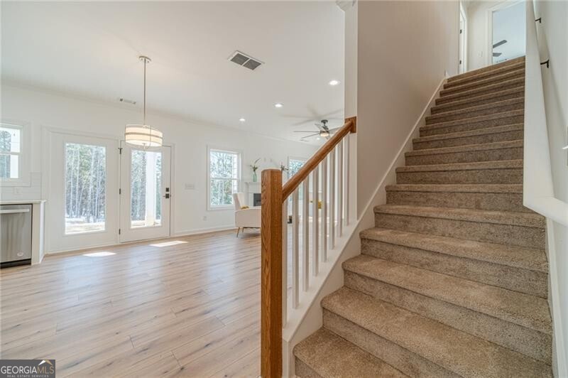 Cleveland, Georgia 30528, United States, 4 Bedrooms Bedrooms, ,3 BathroomsBathrooms,Residential,Active,17437