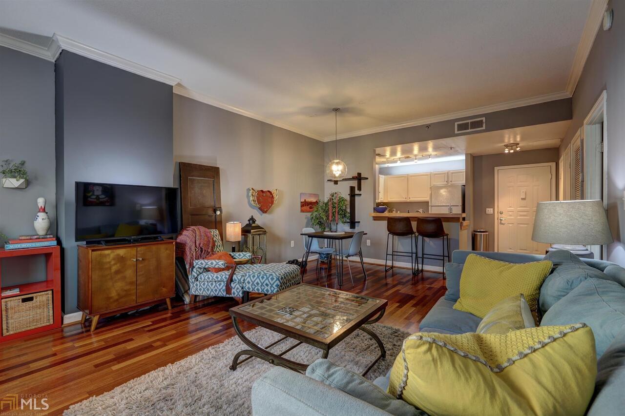 1101 Juniper ST NE APT 106