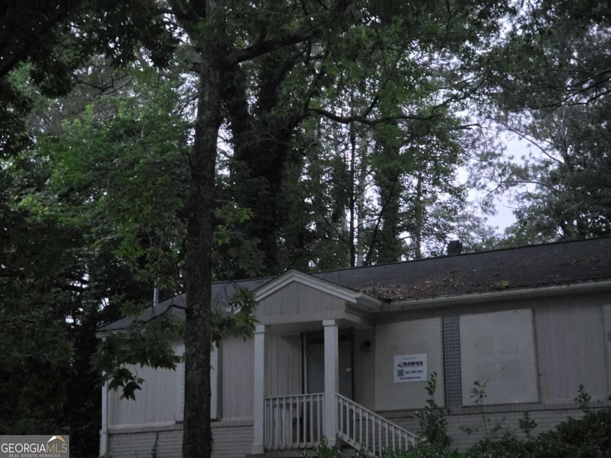 1907 Oak Valley Road