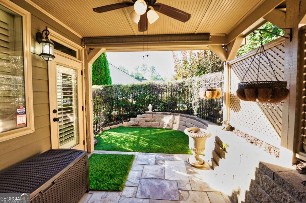 226 Cornerstone DR