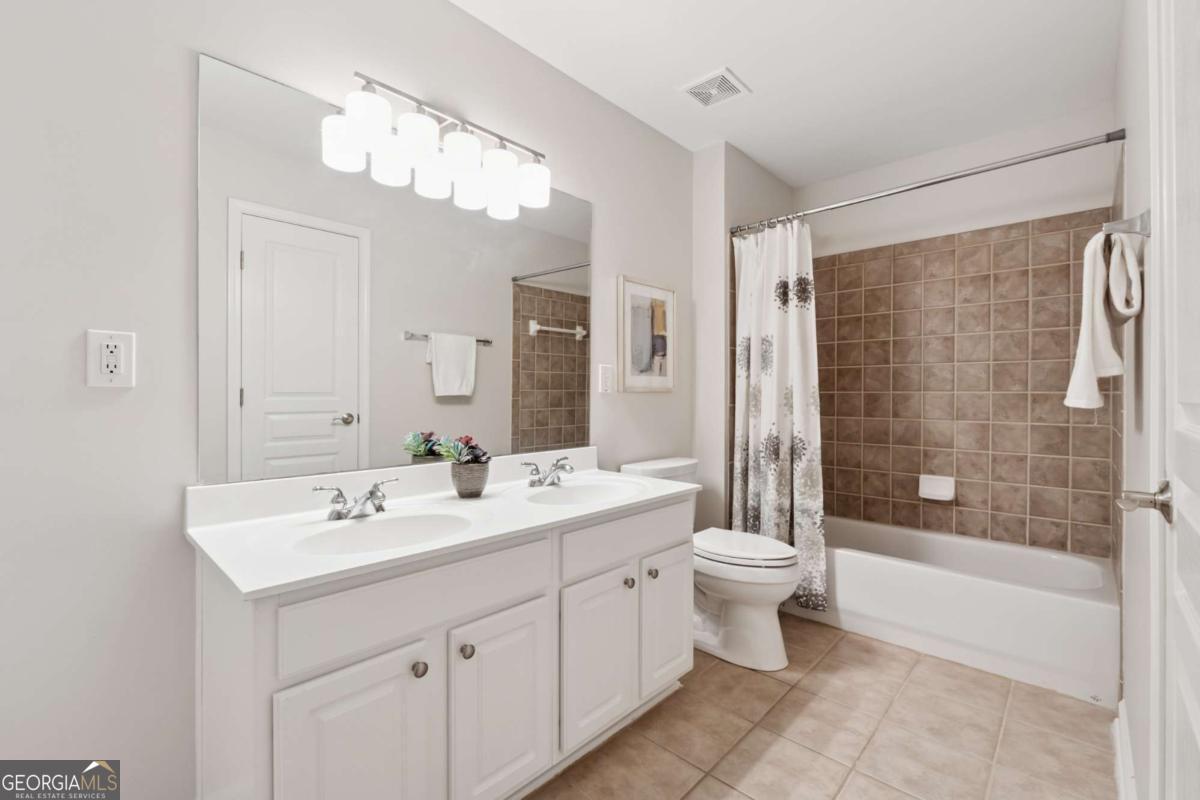 Reserve at crabapple - Residential
