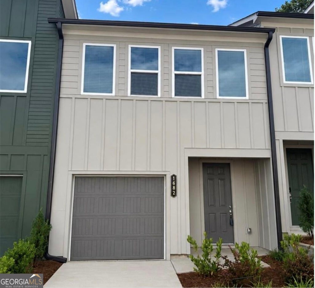 Photo of 1682 Hannah Terrace NW, Atlanta, GA 30318 (MLS # 10876913)