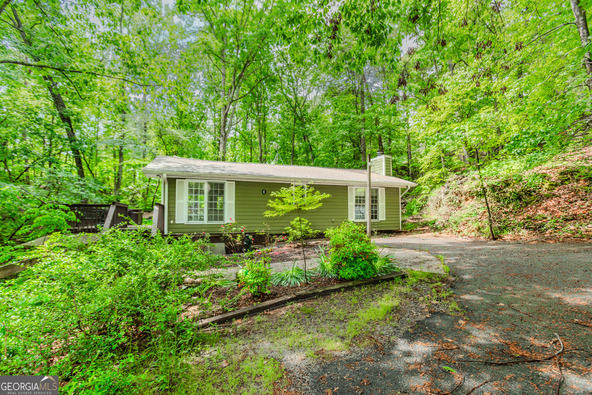 5820 Lake Harbor TRL