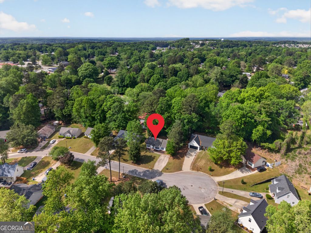 Photo of 270 Griffith Street, Winder, GA 30680 (MLS # 10732288)