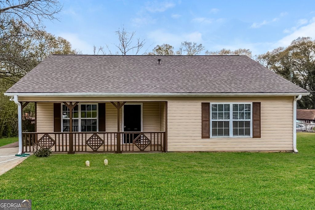 Photo of 354 Mcarthur Drive, Marietta, GA 30060 (MLS # 10650197)