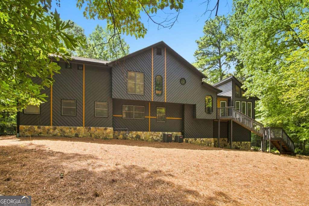 Photo of 4361 Bishop Lake Road, Marietta, GA 30062 (MLS # 10821470)