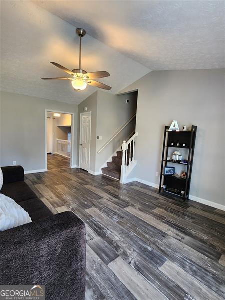 842 SHOALS CT