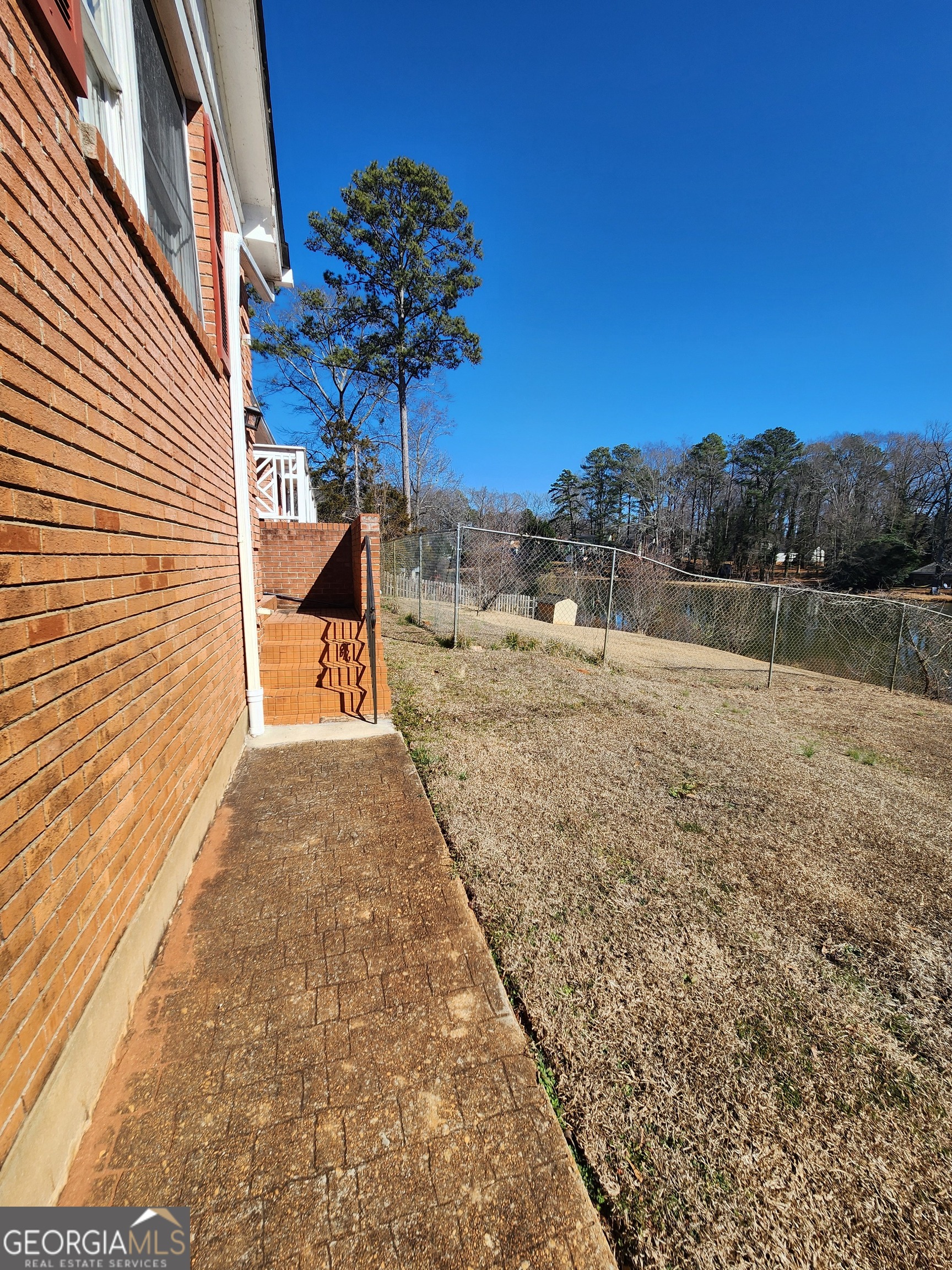 3258 Old Salem RD SE