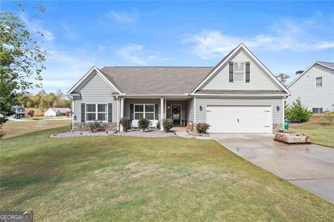 Photo of 443 Huntington Lane, Cornelia, GA 30531 (MLS # 10635368) Photo of 443 Huntington Lane, Cornelia, GA 30531 (MLS # 10635368)