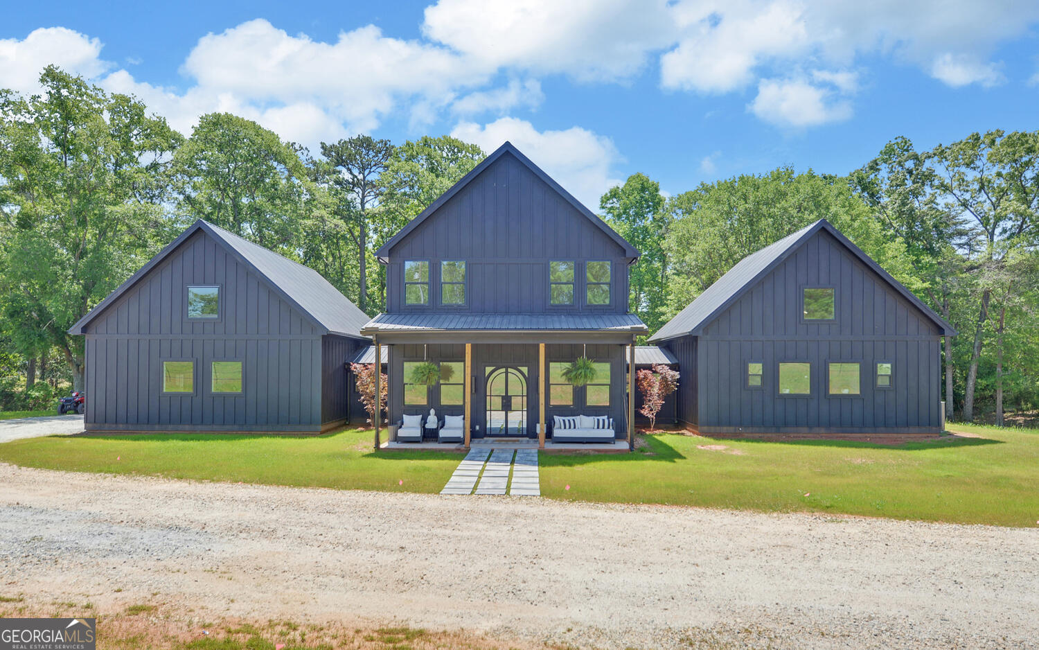 280 Hidden Point RD