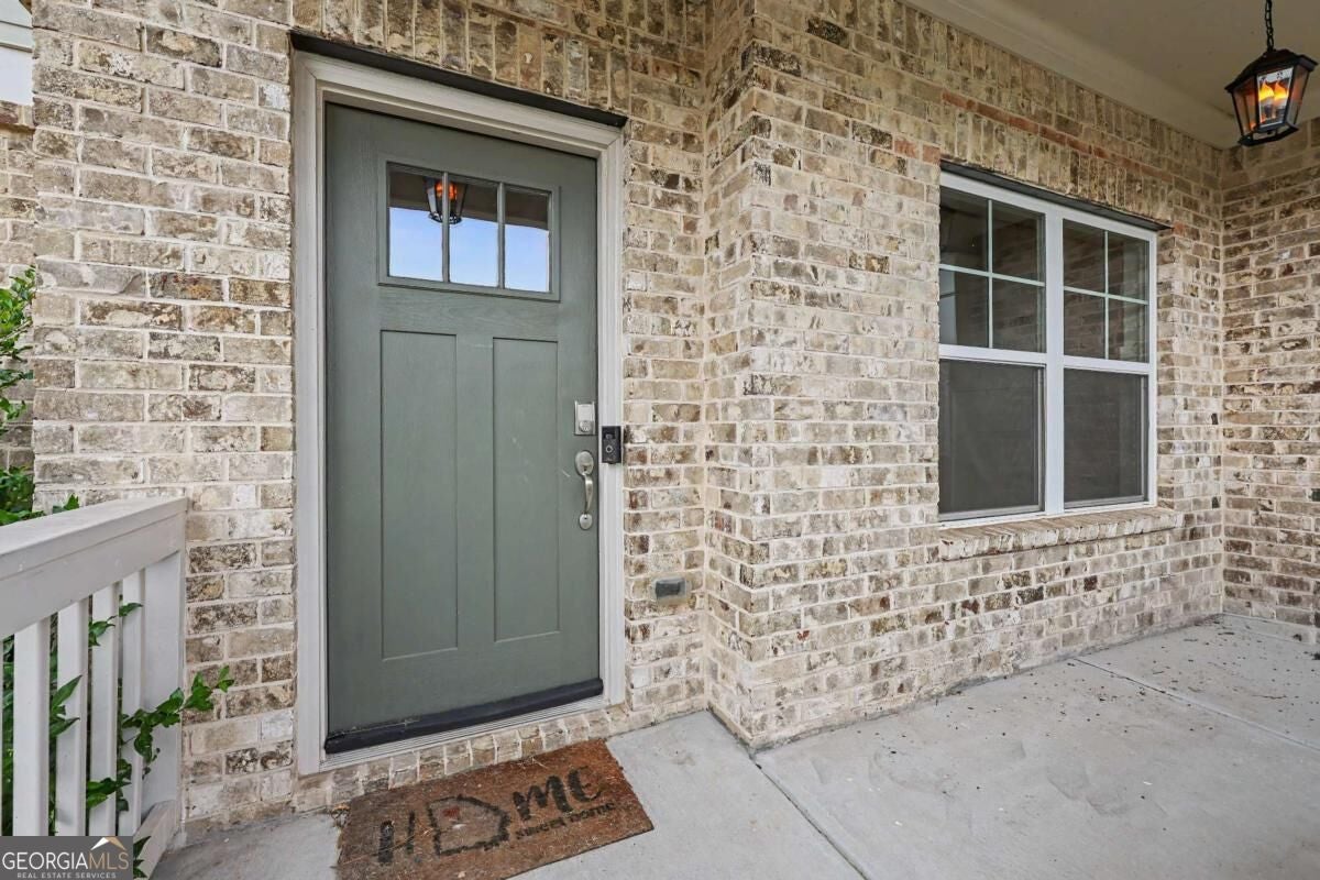1328 Woods LN