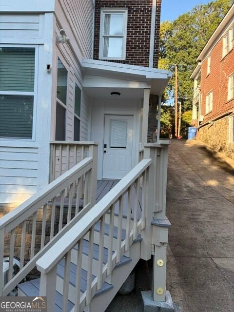 827 ARGONNE Avenue TERRACE