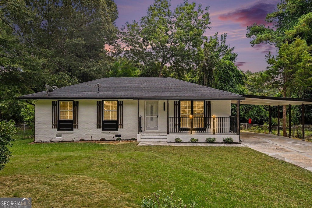 Photo of 2676 Beacon Drive, Atlanta, GA 30349 (MLS # 10870799)