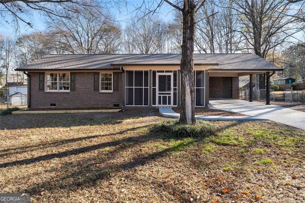 Photo of 47 Chickasaw Trl, Cartersville, GA 30120 (MLS # 10662879)