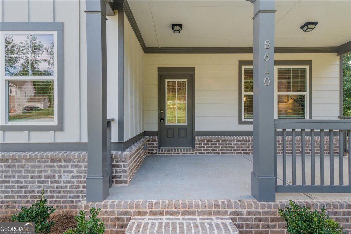 8610 Standing Stone