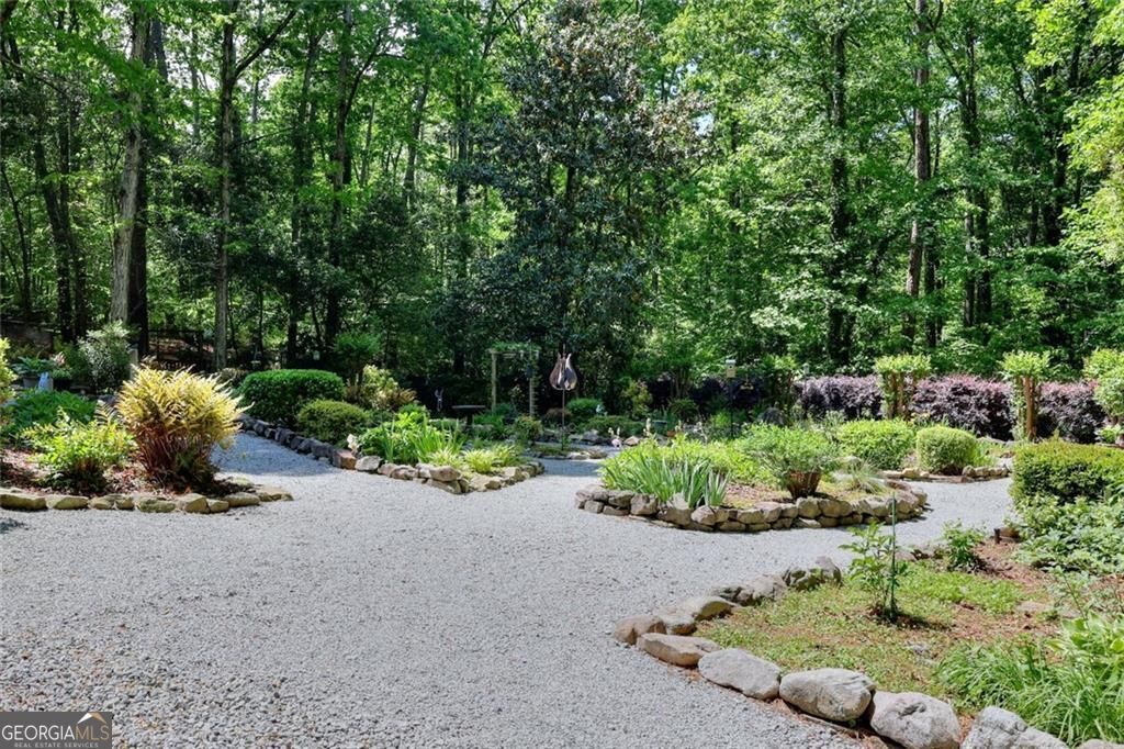 Lilburn, Georgia 30047, United States, 4 Bedrooms Bedrooms, ,5 BathroomsBathrooms,Residential,Active,152667