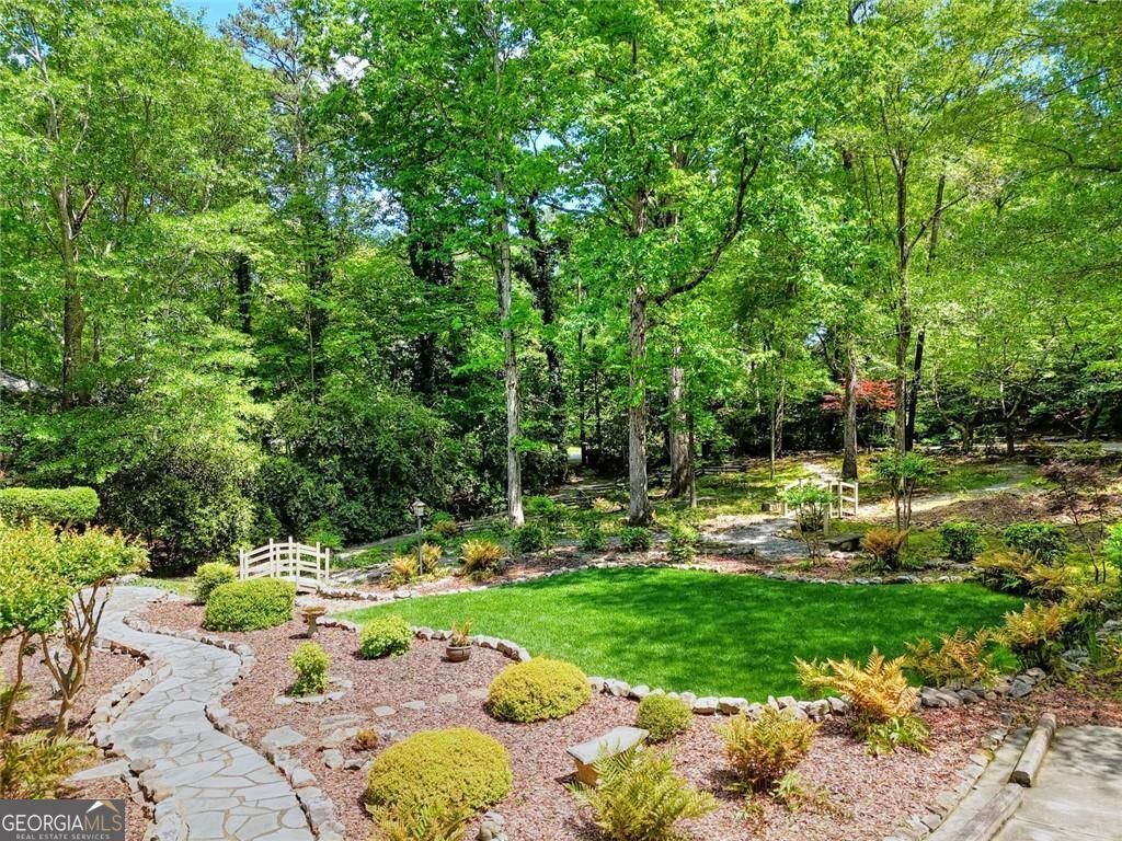 Lilburn, Georgia 30047, United States, 4 Bedrooms Bedrooms, ,5 BathroomsBathrooms,Residential,Active,152667