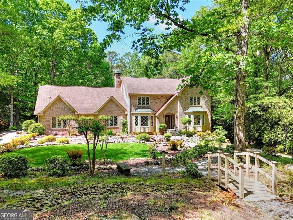 Lilburn, Georgia 30047, United States, 4 Bedrooms Bedrooms, ,5 BathroomsBathrooms,Residential,Active,152667