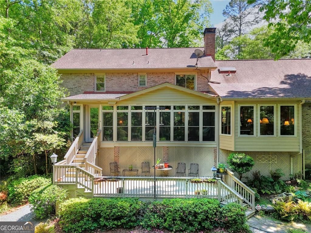 Lilburn, Georgia 30047, United States, 4 Bedrooms Bedrooms, ,5 BathroomsBathrooms,Residential,Active,152667