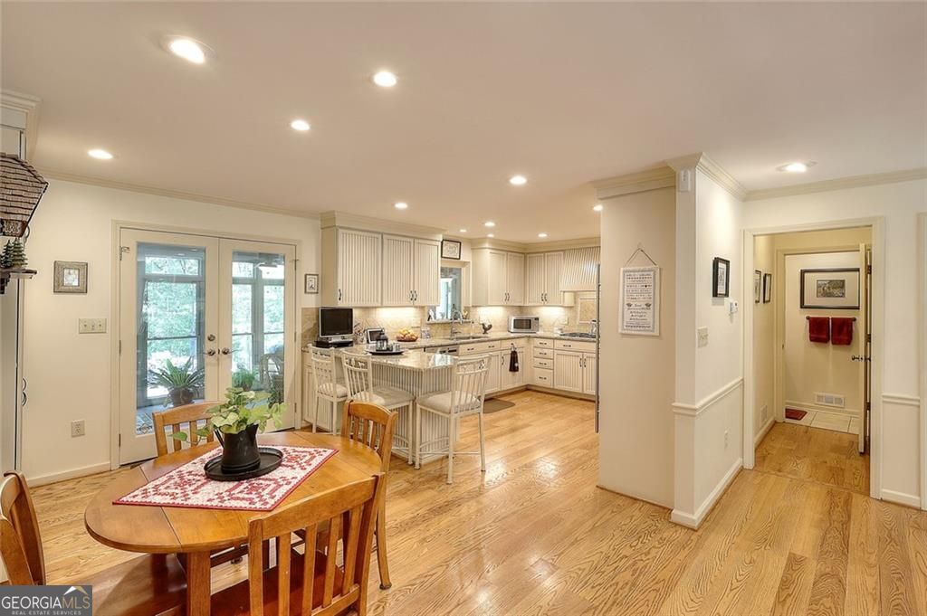 Lilburn, Georgia 30047, United States, 4 Bedrooms Bedrooms, ,5 BathroomsBathrooms,Residential,Active,152667