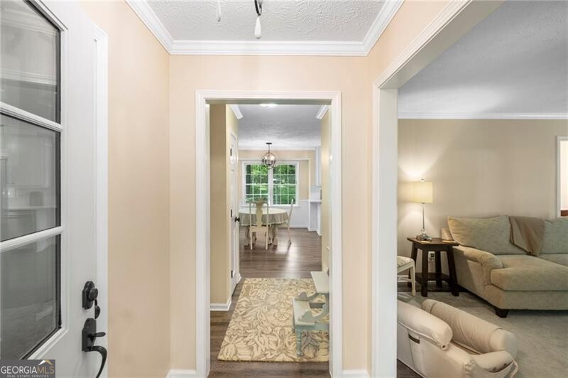 Roswell, Georgia 30075, United States, 4 Bedrooms Bedrooms, ,3 BathroomsBathrooms,Residential,Active,115995