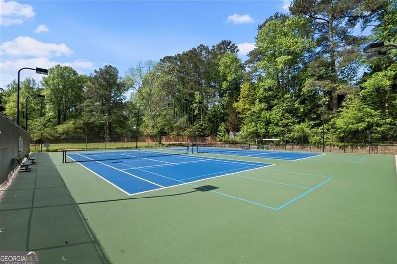 Roswell, Georgia 30075, United States, 4 Bedrooms Bedrooms, ,3 BathroomsBathrooms,Residential,Active,115995