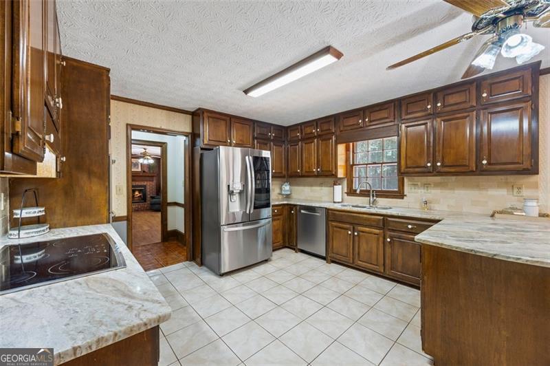 2808 Colony CIR