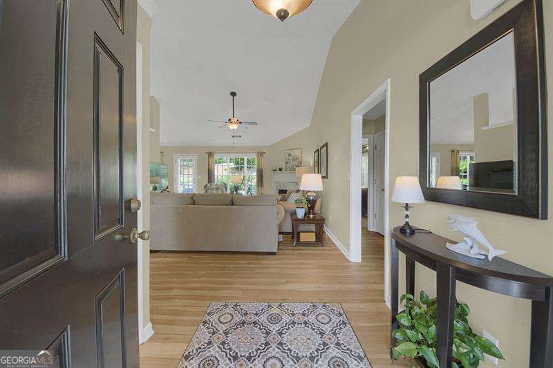 2145 Charleston Oak CIR
