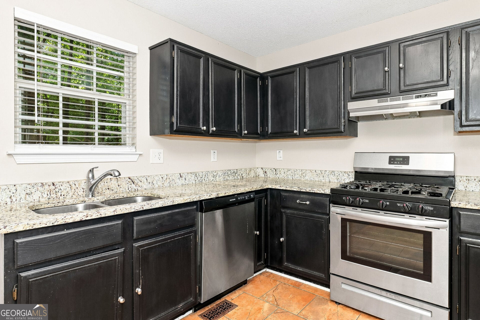 366 Settlers Ridge LN