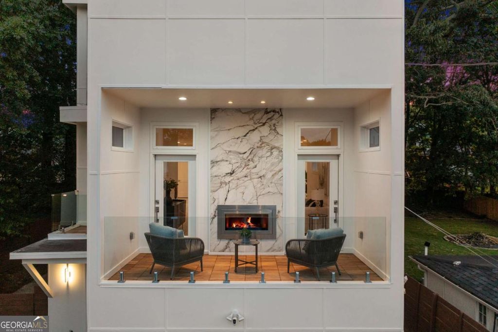 Photo of 24 Hutchinson Street NE, Atlanta, GA 30307 (MLS # 10764250)