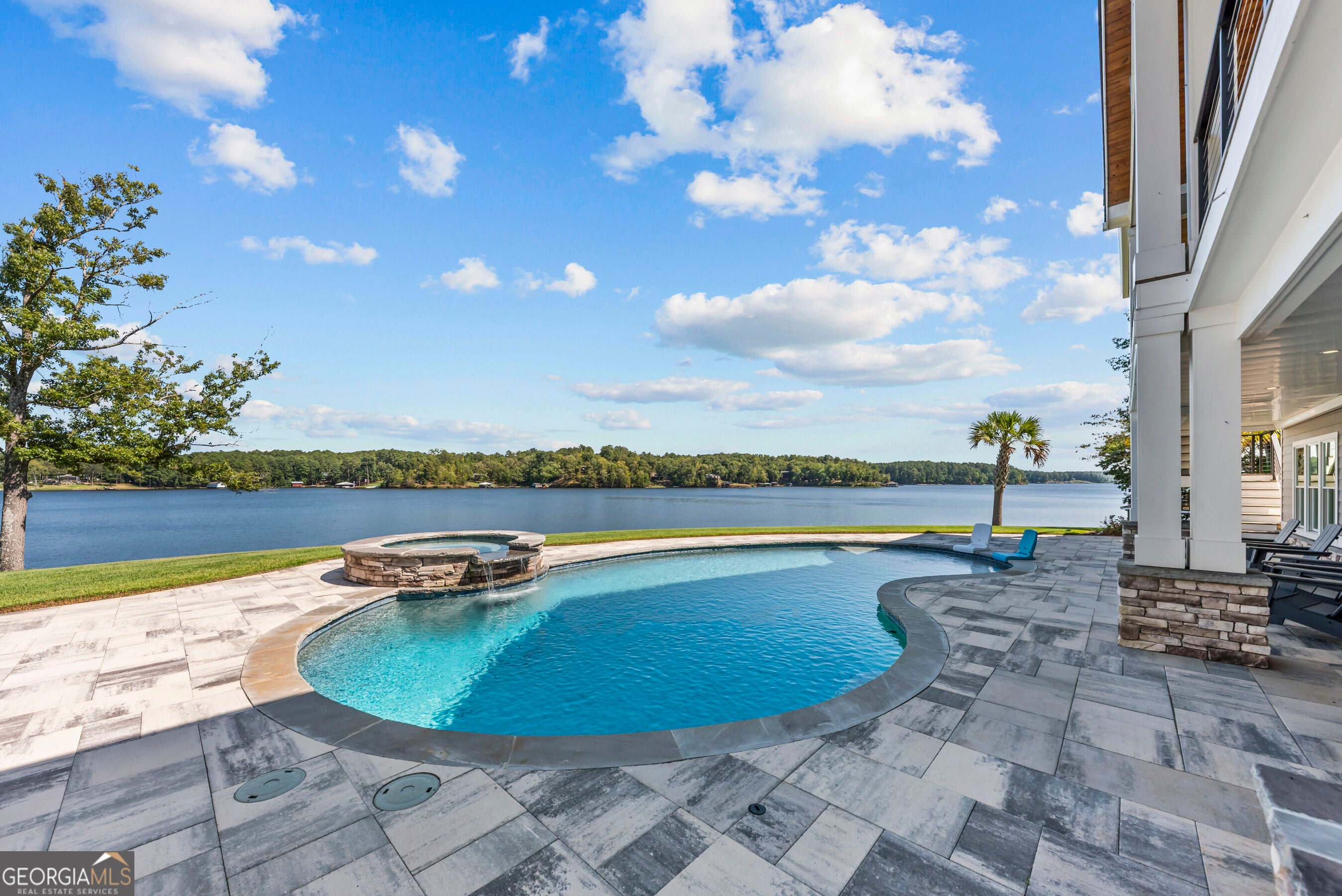 109 Sinclair LN