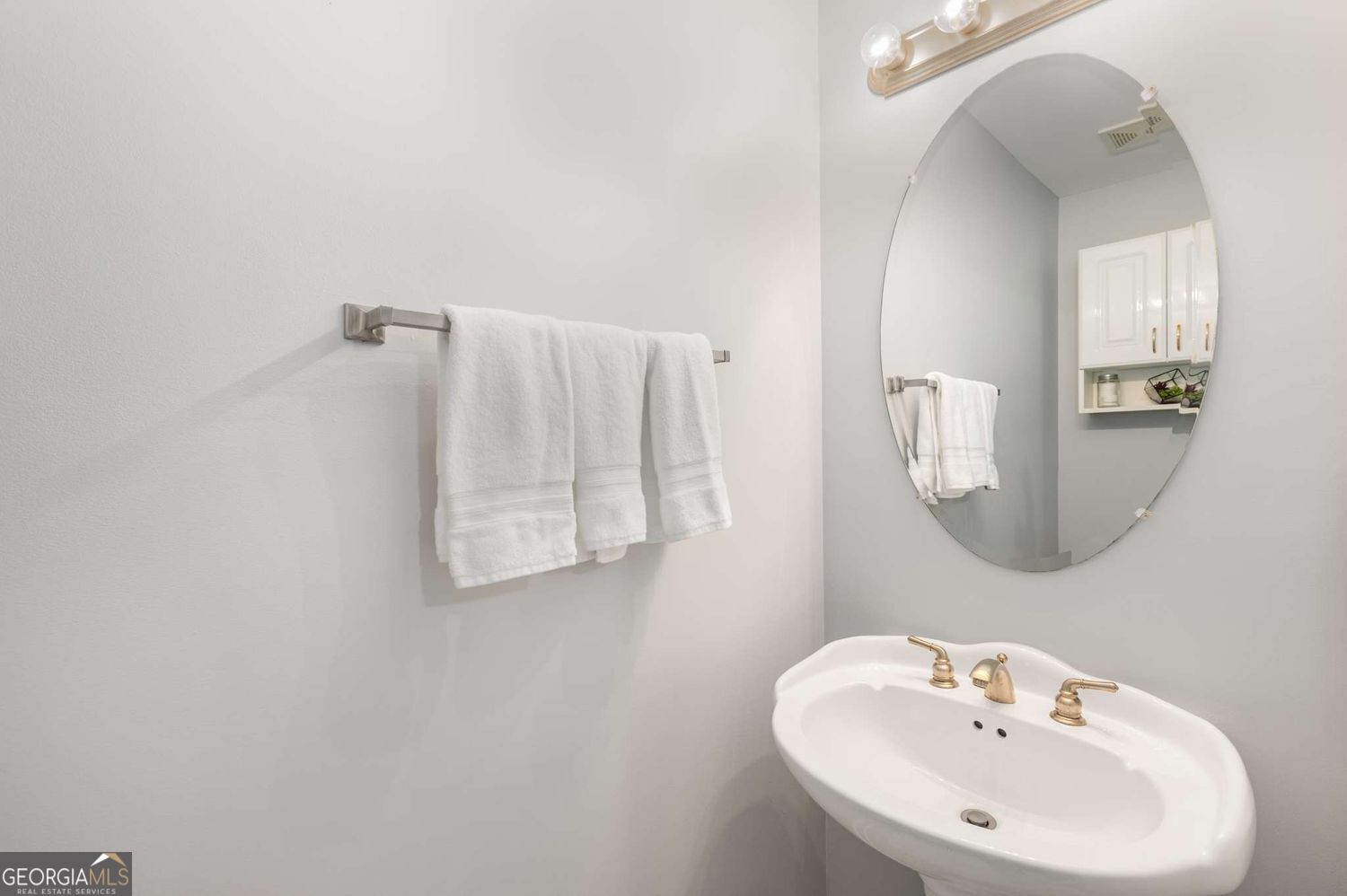 Atlanta, Georgia 30319, United States, 1 Bedroom Bedrooms, ,2 BathroomsBathrooms,Residential,Active,160681