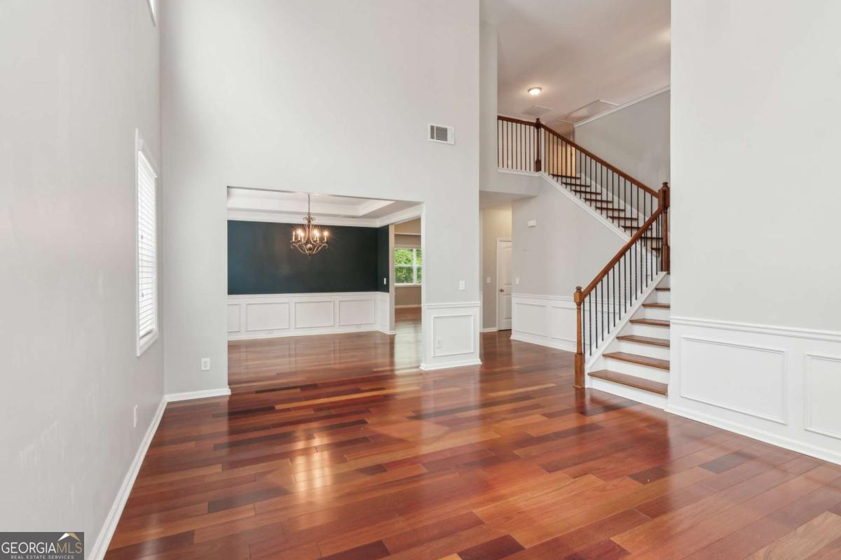 5655 Stevehaven LN