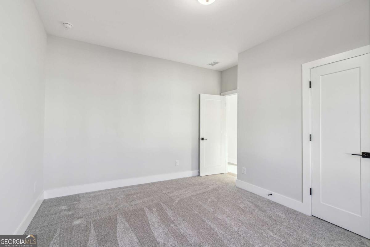 Ellis - Residential