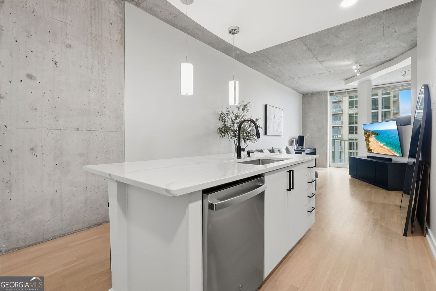 361 17th ST NW 1105