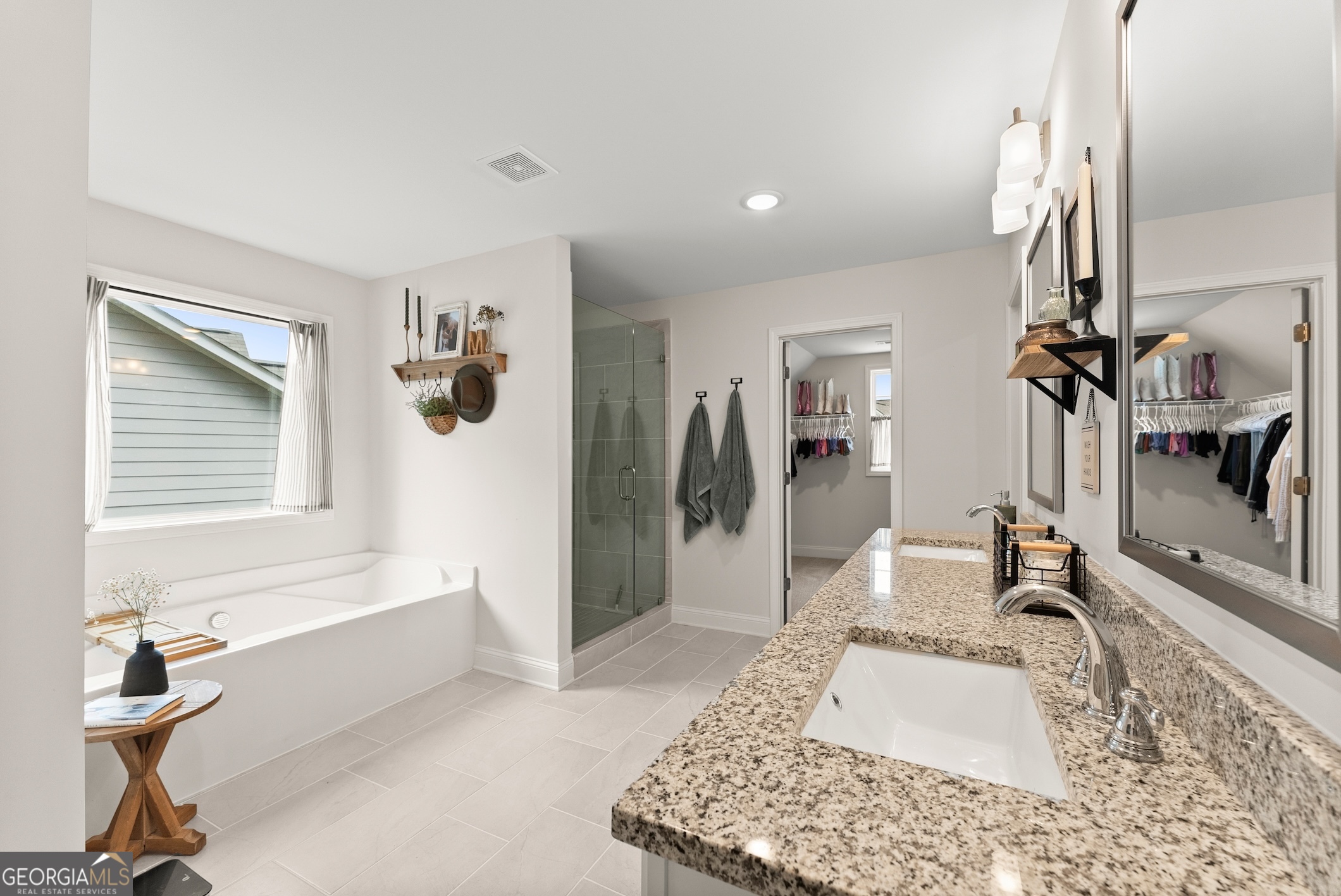 243 Brookstone TRL