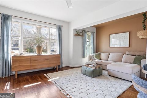 Photo of 1181 Westview Drive SW, Atlanta, GA 30310 (MLS # 10698814)