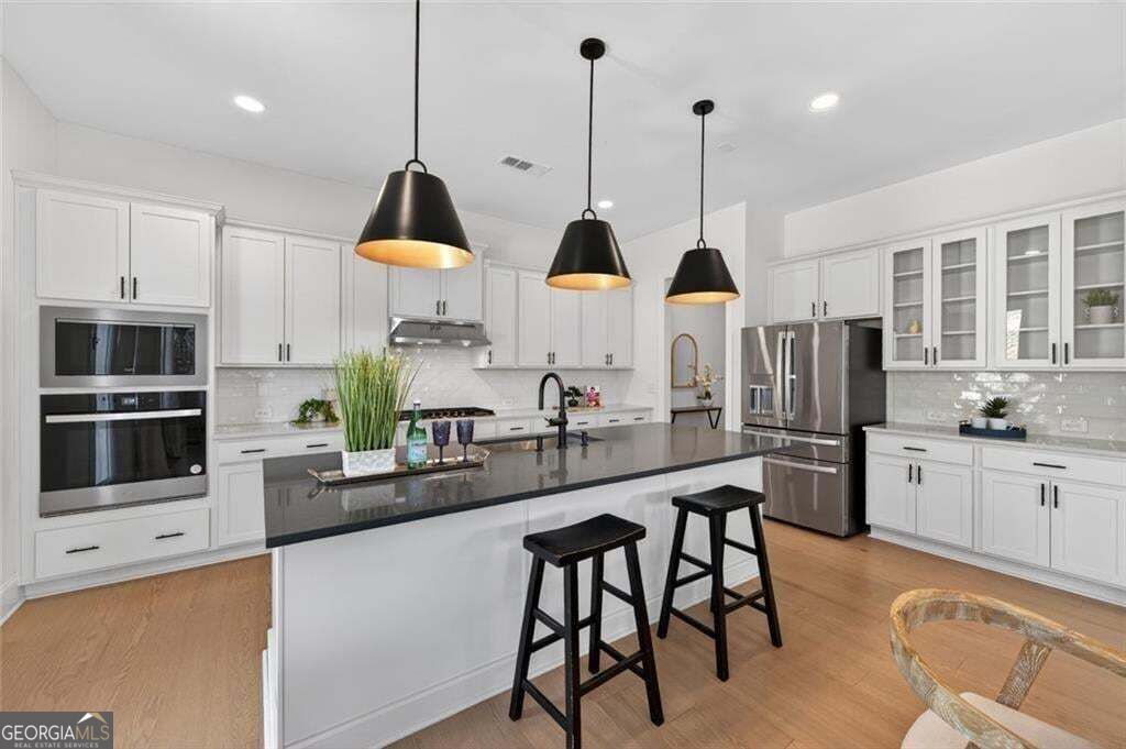 5014 Baywood LN