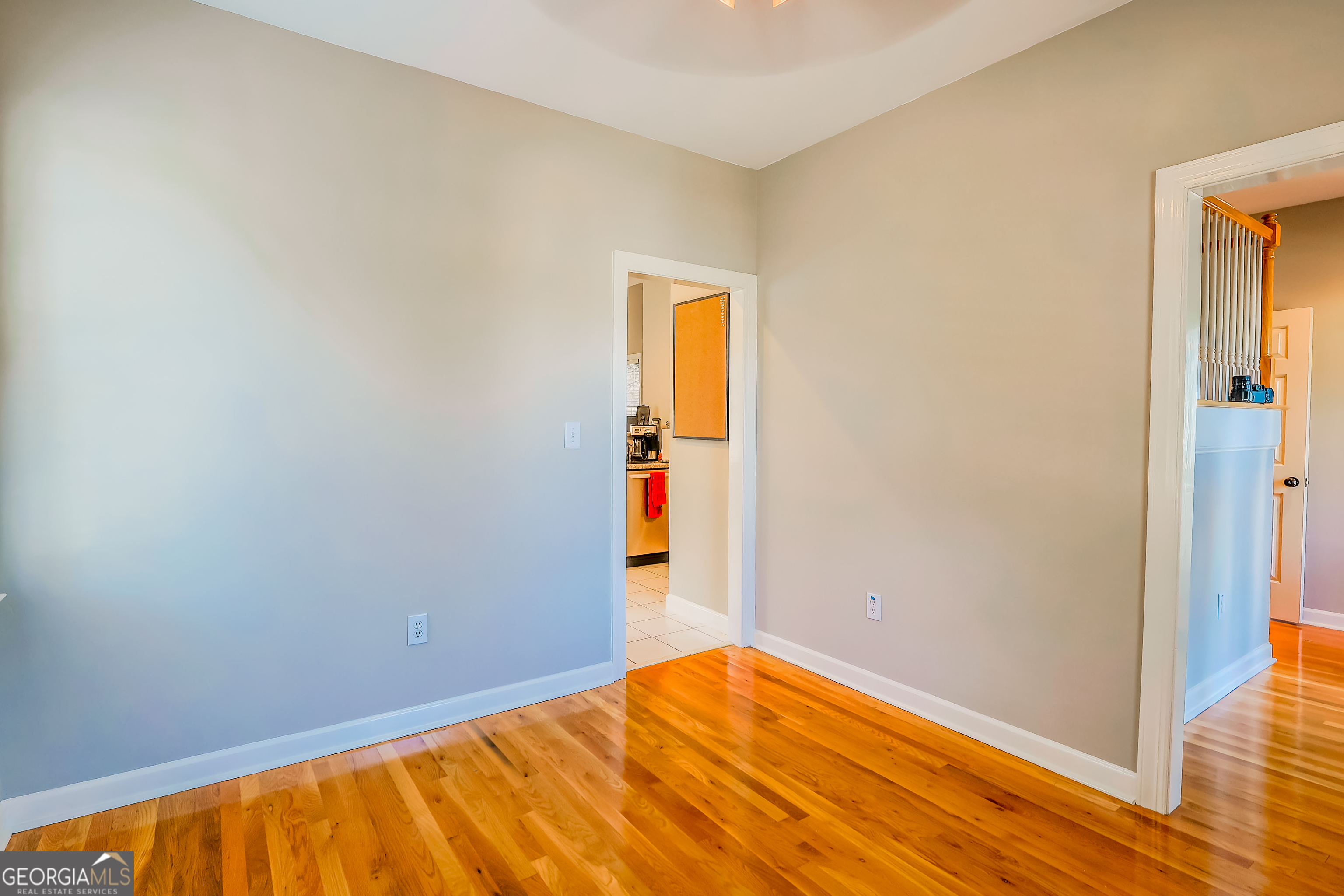 1070 High Point TER SW